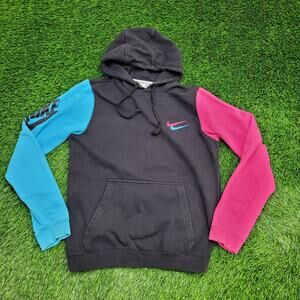 NIKE Swoosh Hoodie Womens Small 20x24 Black Spellout